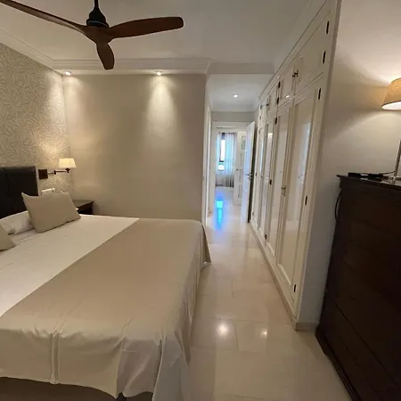 Playamar By The - Pool - Parking